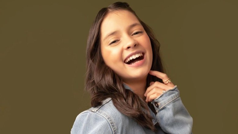 Jovem atriz Jolie, de 12 anos