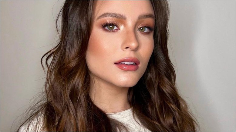 Larissa Manoela faz reflexão após polêmica familiar: 'A vida segue'
