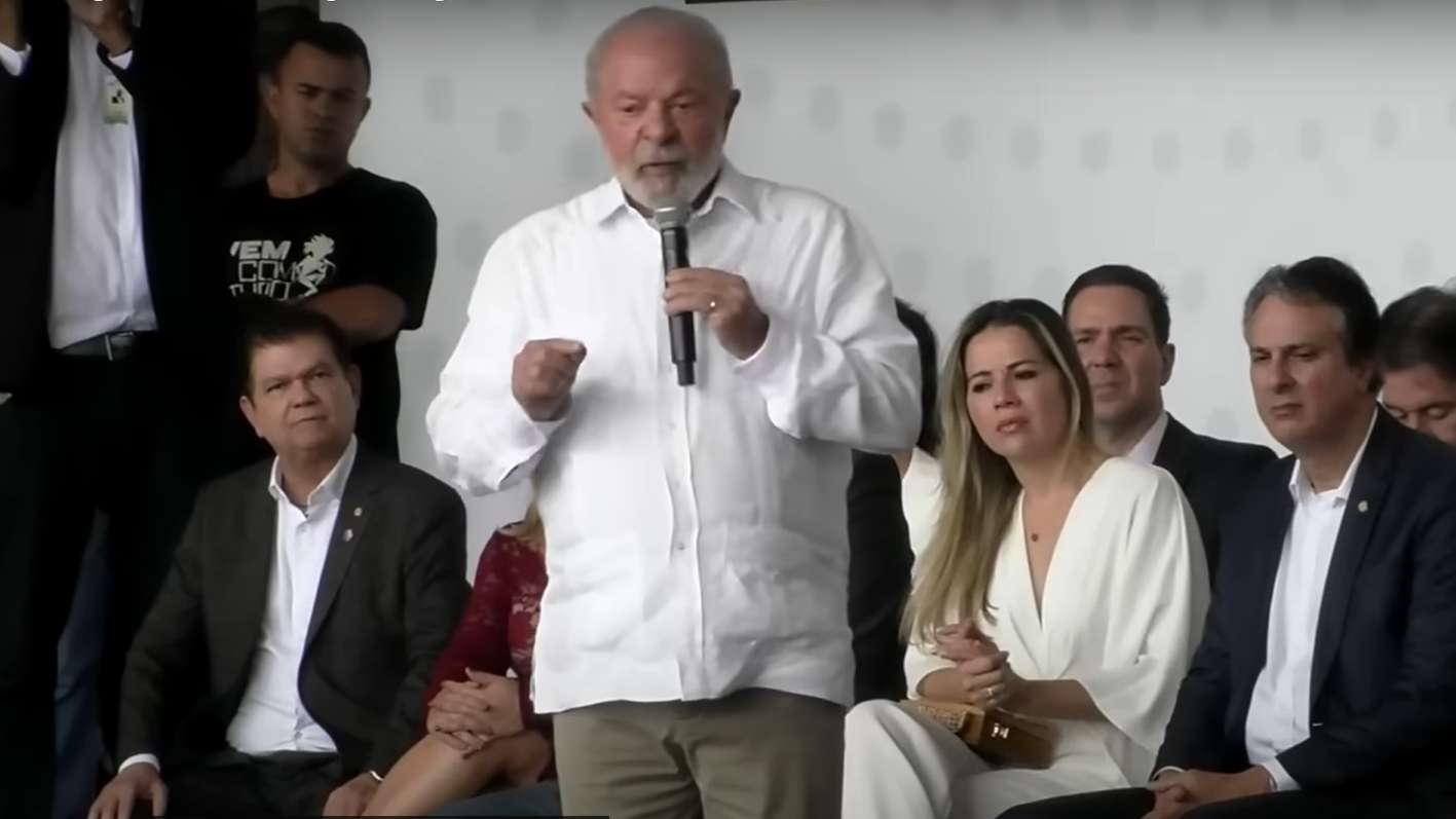Lula discursa em evento do Banco do Nordeste, em Fortaleza