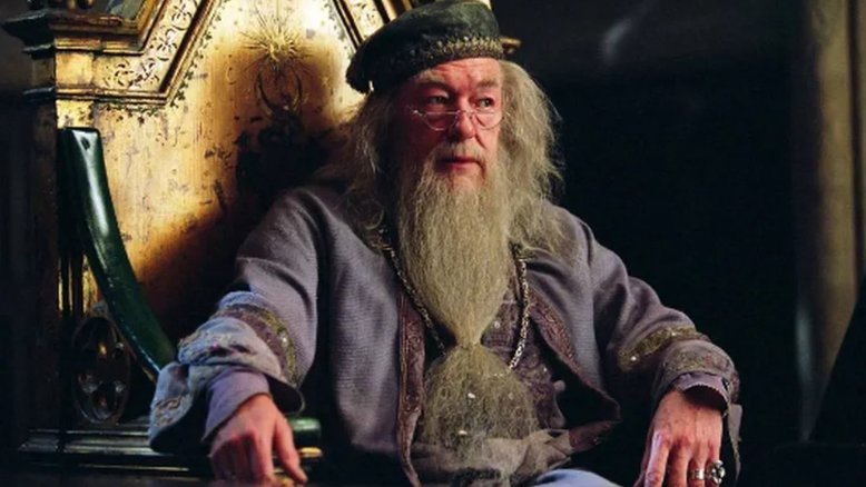 Michael Gambon ficou famoso por dar vida à Dumbledore, na saga Harry Potter