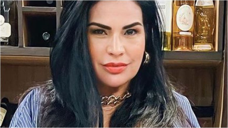 Solange Gomes afirma ter perdido emprego por expor imagens íntimas na web