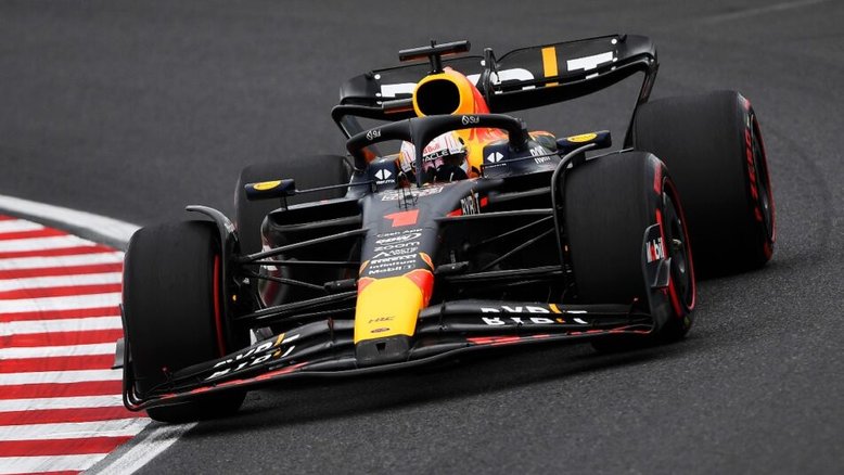 Max Verstappen vence o Grande Prêmio do Japão de F1