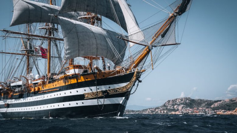 Navio chamado de 'o mais bonito do mundo' chega ao Brasil nesta quarta-feira