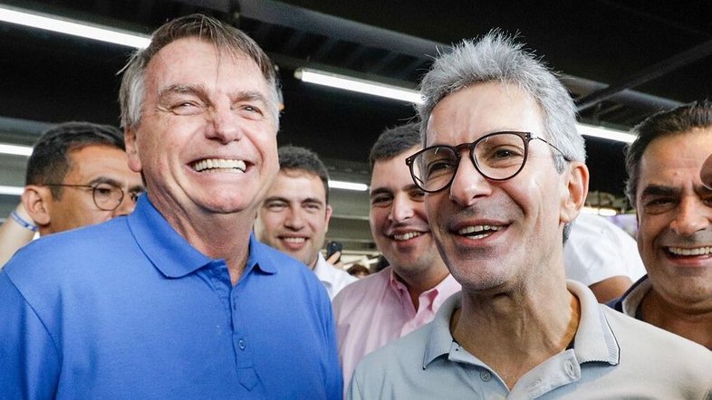O governador de Minas Gerais, Romeu Zema (Novo), postou fotos ao lado do ex-presidente Jair Bolsonaro (PL)