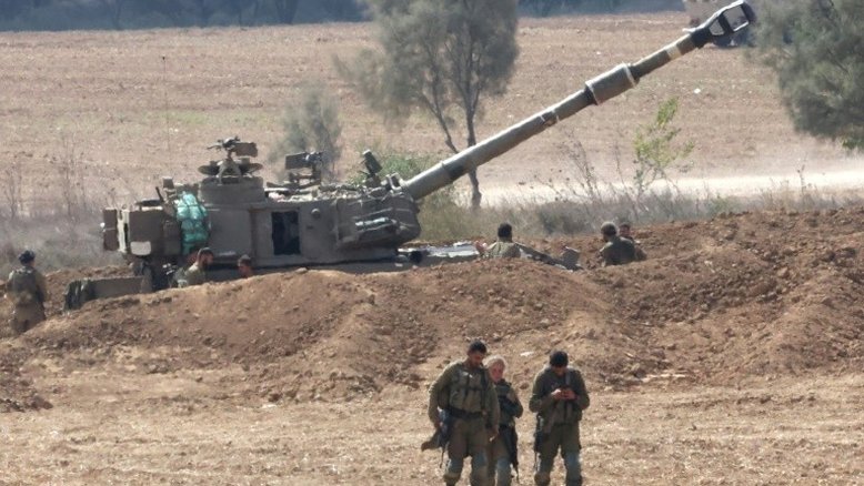 Israel prepara ofensiva terrestre em Gaza em meio à evacuação no norte