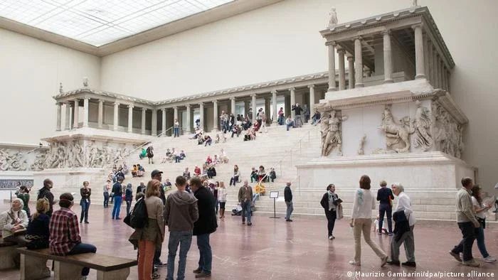 Museu de Pérgamo, em Berlim, ficará completamente fechado até 2027