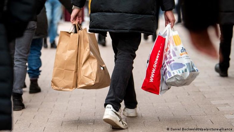Economia alemã deve encolher ainda mais em 2023