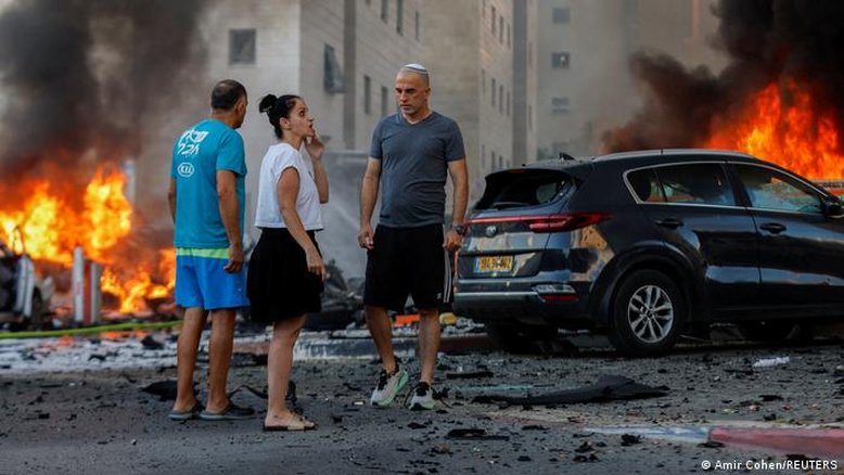 Centenas morrem em ataque maciço do Hamas contra Israel