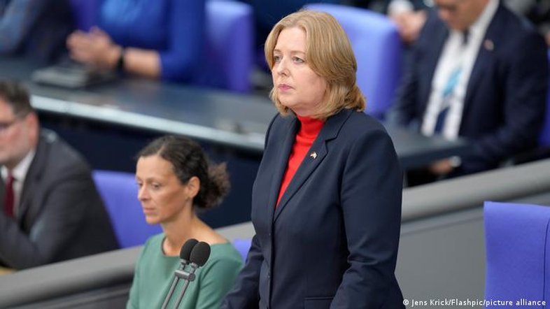 Parlamento alemão faz minuto de silêncio pelas vítimas em Israel