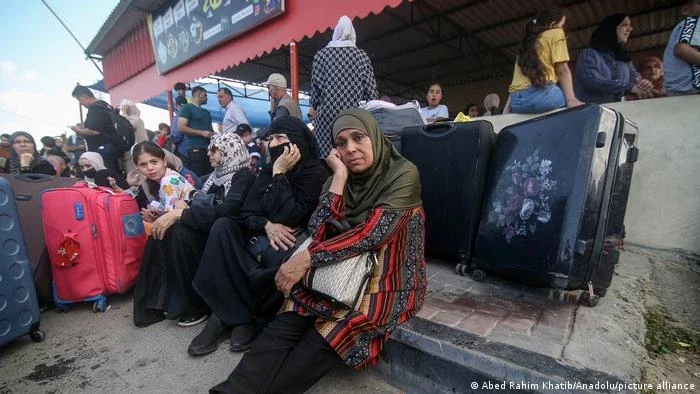 Um milhão de palestinos se deslocaram em Gaza em uma semana