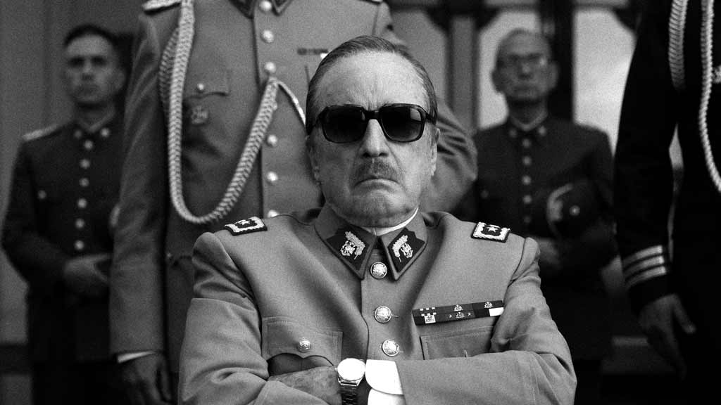 Pinochet, um ditador vampiro