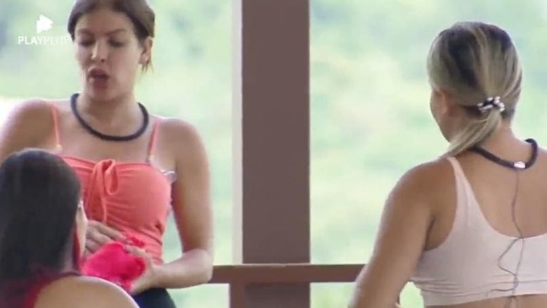 A Fazenda 15: Kally e Jaquelline se desentenderam feio após discussão com Lucas