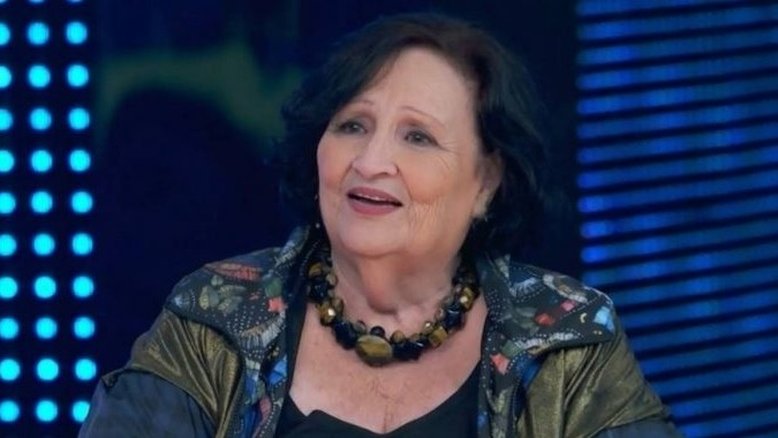 'Eu tenho um namorado lindo, um coroa maravilhoso', diz Déa Lúcia sobre novo amor