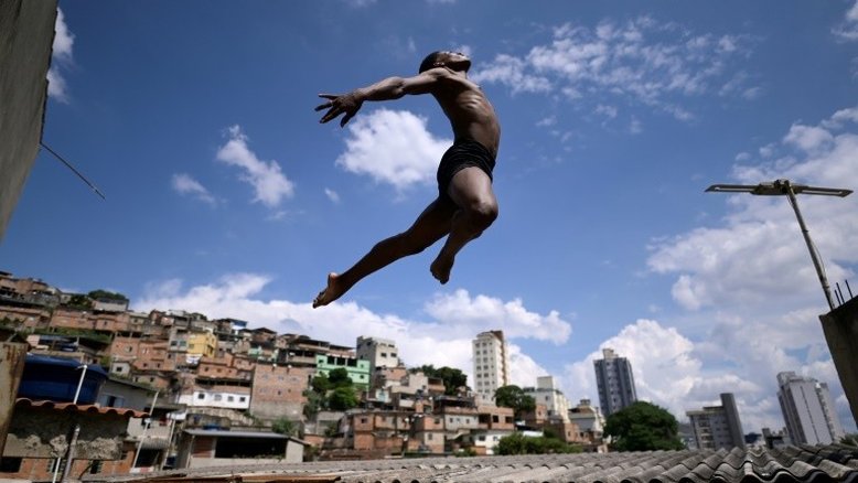 'Estou sonhando?', bailarino troca comunidade em BH por companhia de balé nos EUA