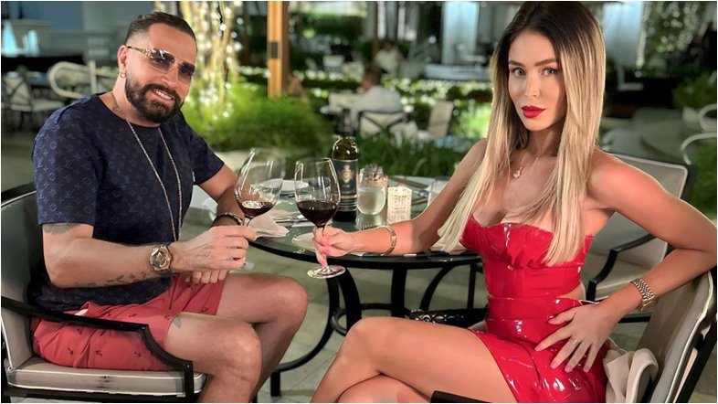 Ostentação! Ao lado da noiva, Latino curte hotel luxuoso e se declara: 'Porto seguro’