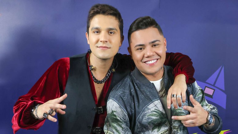 Luan Santana e Felipe Araújo