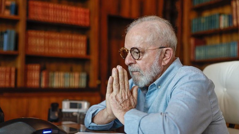 Lula pede apoio a Abbas para resgatar brasileiros em Gaza