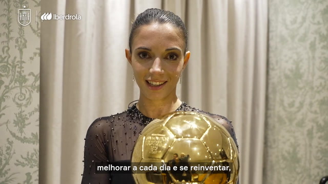 Vencedora da Bola de Ouro, Bonmatí relembra momentos difíceis