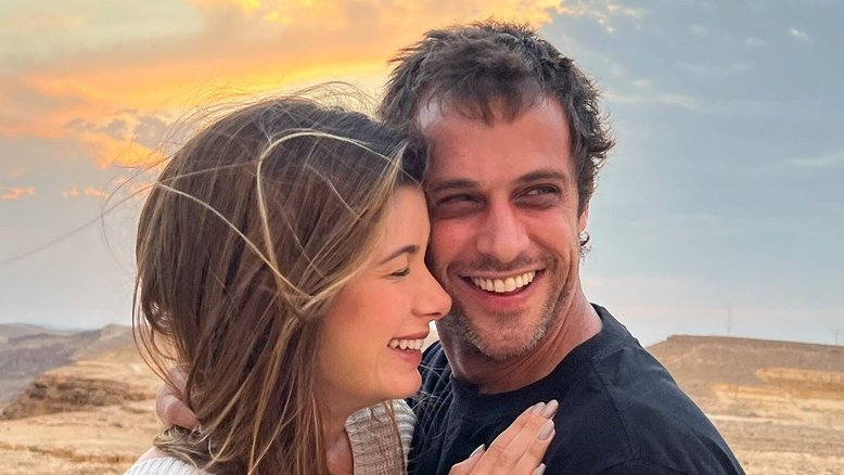 Ex-galã de 'Malhação' se casa após pedido de noivado na guerra