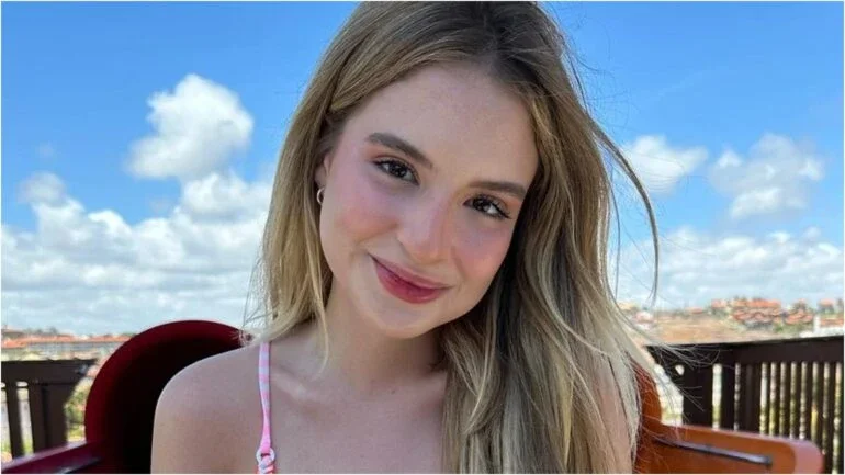 Sophia Valverde detalha cirurgia para retirada do nódulo da mama e alerta sobre diagnóstico precoce
