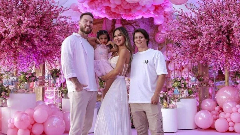 Thiago Nigro, Sophia Cardi Aguiar, Maíra Cardi e Lucas Cardi