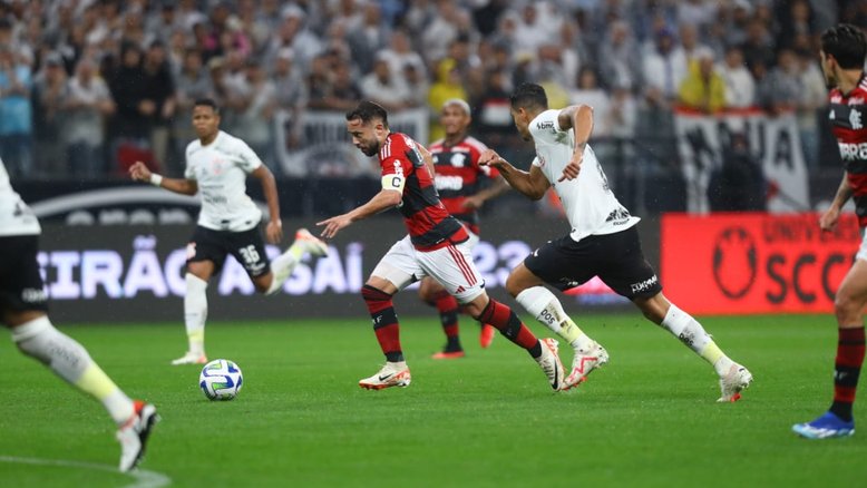 Corinthians empatou com o Flamengo em Itaquera