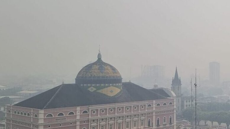 Coberta por fumaça, Manaus se torna segundo pior lugar do mundo para respirar, aponta indicador