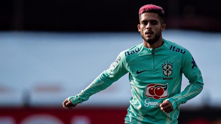 Yan Couto, lateral-direito da seleção brasileira