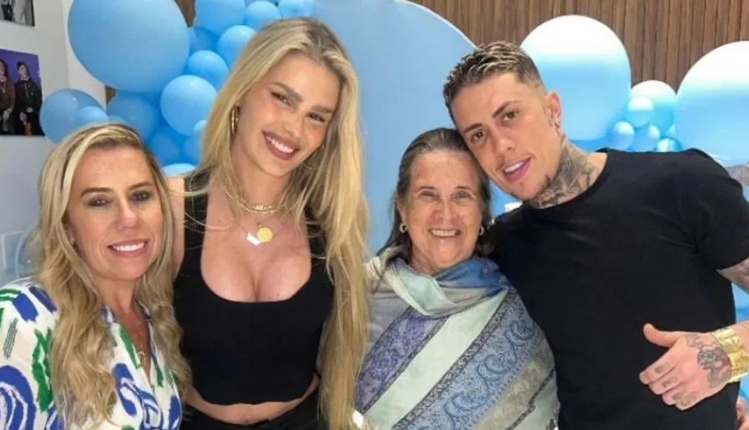 Yasmin Brunet e MC Daniel: Virginia Fonseca teria sido ‘fada madrinha’ do novo suposto casal 2 Yasmin Brunet marcou presença no aniversário da avó de MC Daniel