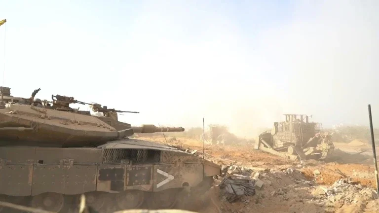 Exército israelense luta contra o Hamas no centro da cidade de Gaza - IDF (Israeli Defense forces)