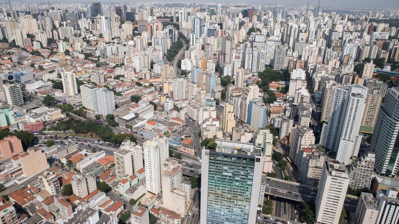 'Não podemos trabalhar com a projeção de um único futuro para as cidades', diz urbanista