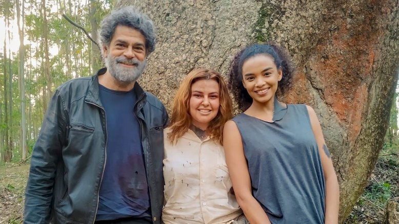 Ao lado de Eduardo Moscovis e Lucy Ramos, Gabi Camargo grava novo filme
