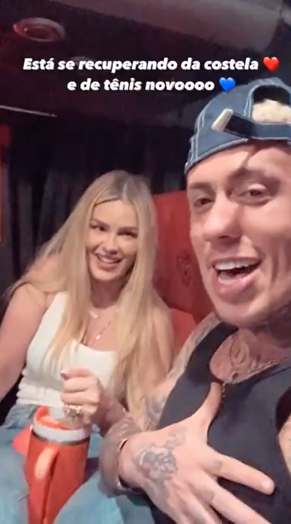 MC Daniel e Yasmin Brunet surgem juntinhos após modelo fraturar a costela: ‘Está bem cuidada’ 2 MC Daniel e Yasmin Brunet surgem juntinhos após modelo fraturar a costela: ‘Está bem cuidada’