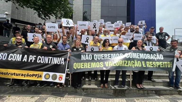 Delegados da Fenadepol cobram audiência com MJ