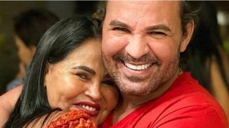 Mãe de Eduardo Costa tem a casa invadida por criminosos em MG