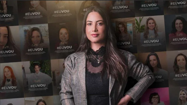 A mentora de negócios Evelyn Franco, mulher, mãe, empresária e sócia da maior escola de japonês online do Brasil