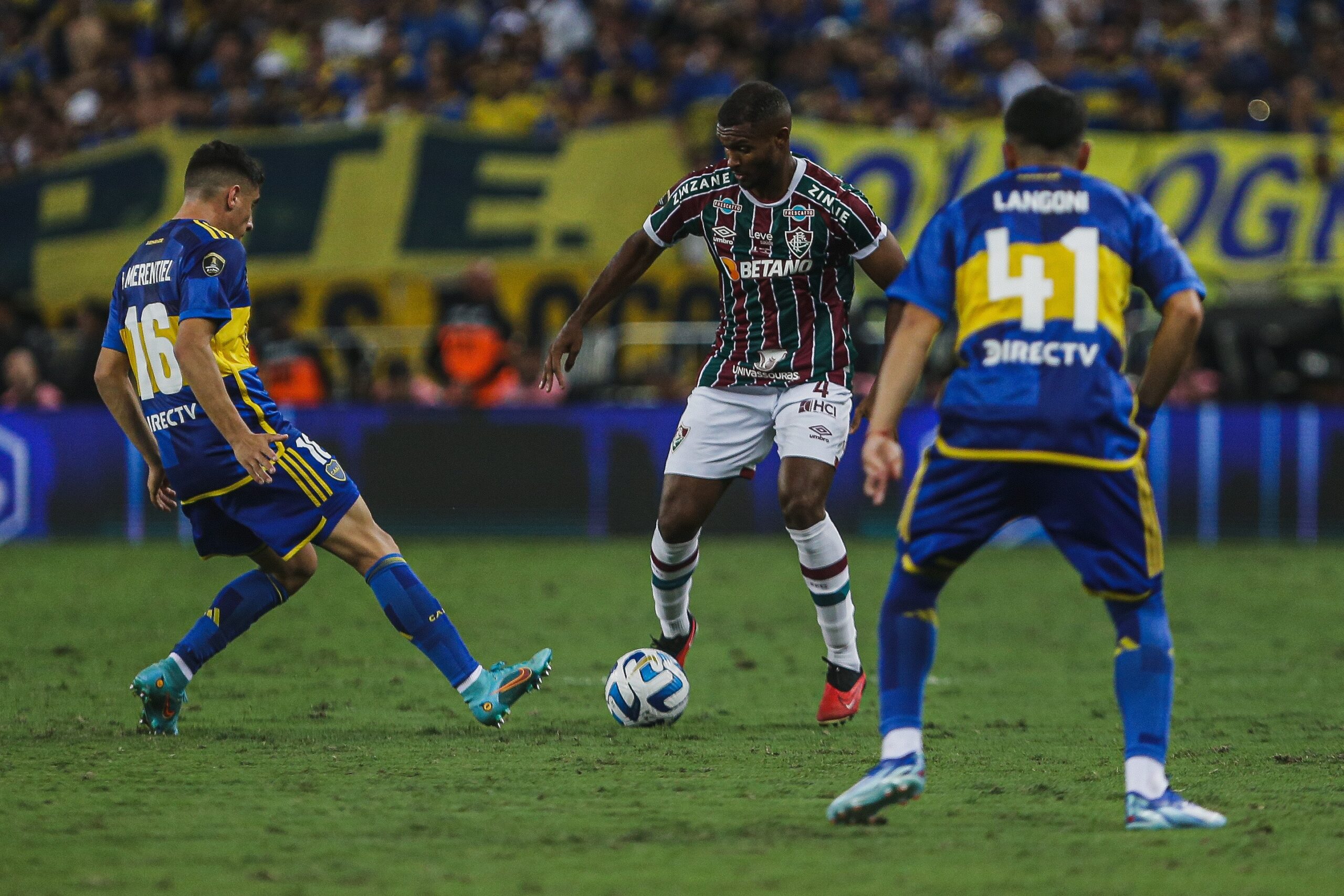 Fluminense vence Boca (2-1) na prorrogação e conquista sua primeira Libertadores