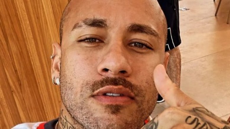 Neymar está de visual novo