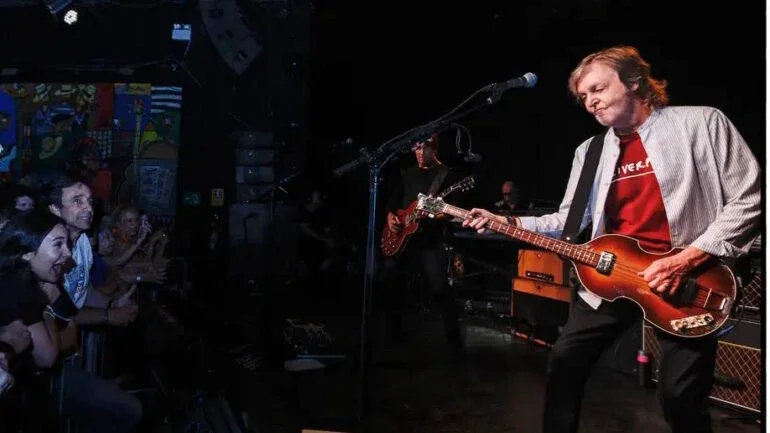 Paul McCartney transforma Clube do Choro, em Brasília, no Cavern Club