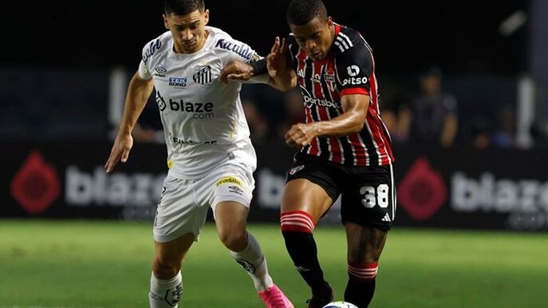 Santos e São Paulo empatam sem gols em clássico de poucas emoções na Vila Belmiro