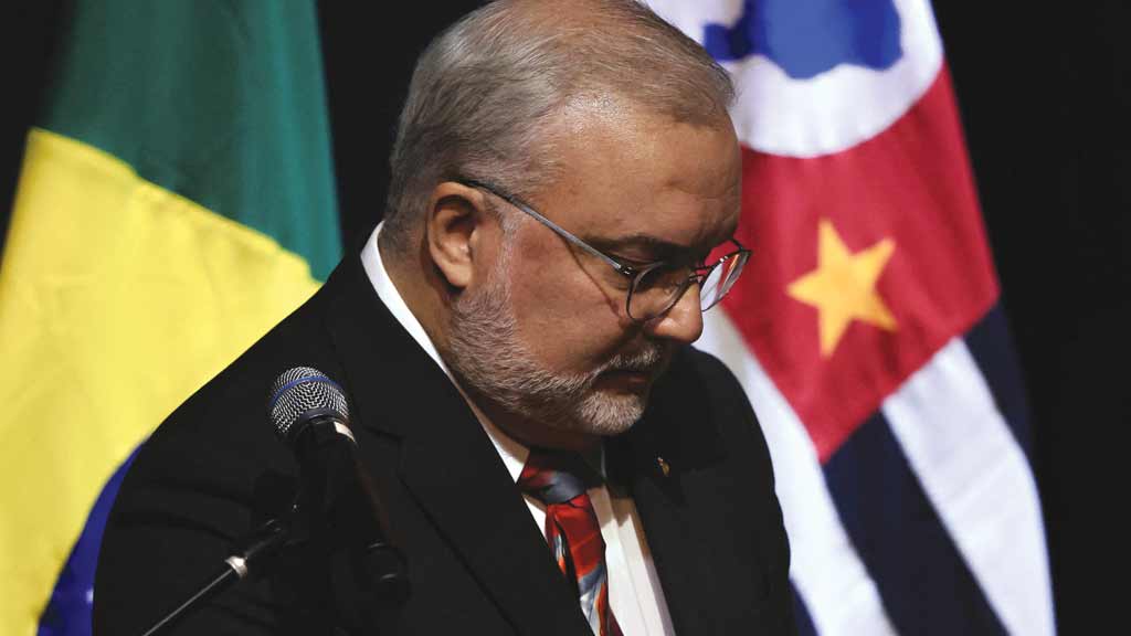 Governo frita Prates na Petrobras em fogo alto
