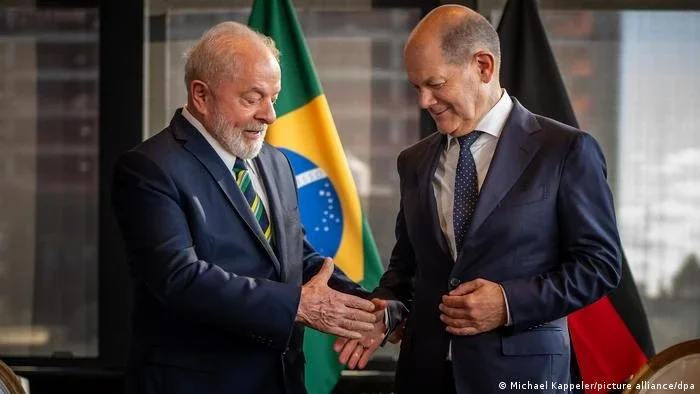 Os laços entre o PT de Lula e o SPD de Scholz