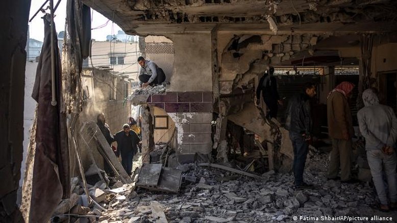 Bombardeios israelenses deixam dezenas de mortos na Faixa de Gaza