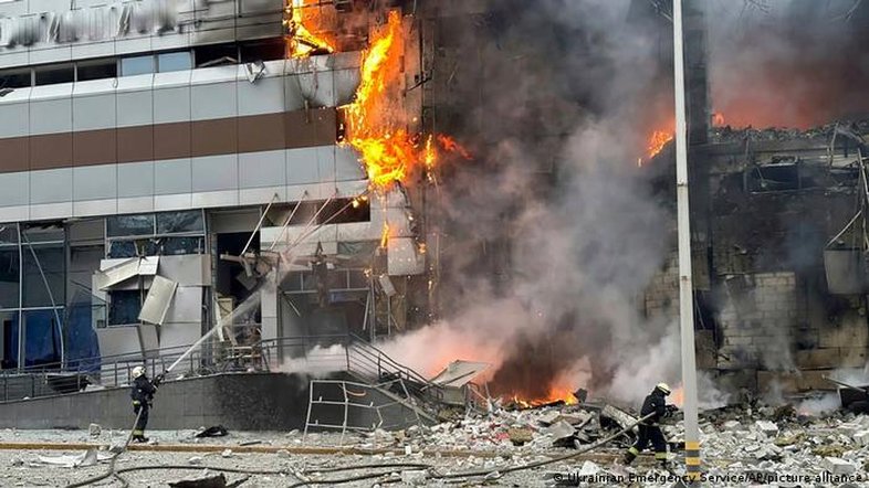 Grande ataque russo deixa pelo menos 30 mortos na Ucrânia