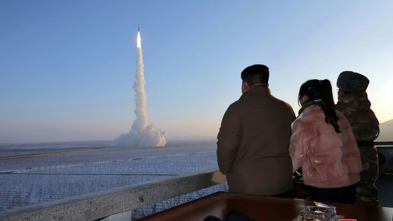 Kim Jong Un (I)