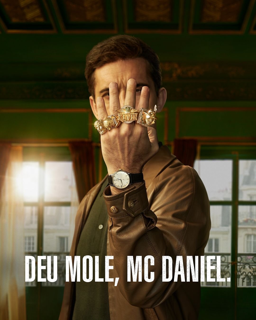 'Paradeiro' das joias desaparecidas de MC Daniel e MC Ryan é descoberto 6 Personagem Berlim com joias de MC Daniel