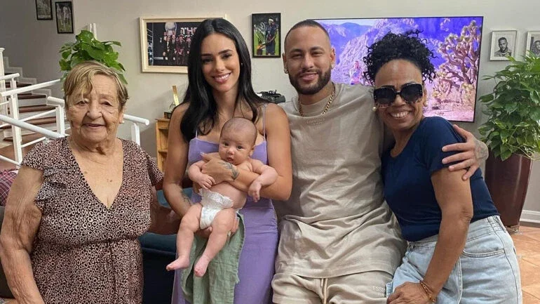 Neymar e Bruna Biancardi aparecem juntos após anúncio do término e deixam dúvida no ar