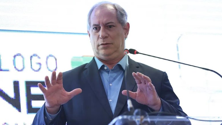 Ciro Gomes critica atuação de Moraes no TSE e faz analogia com futebol: 'Bate lateral e faz o gol de cabeça'