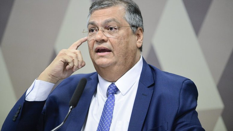 'Não admito que me chamem de ladrão': Mendonça e Dino têm debate acalorado no STF