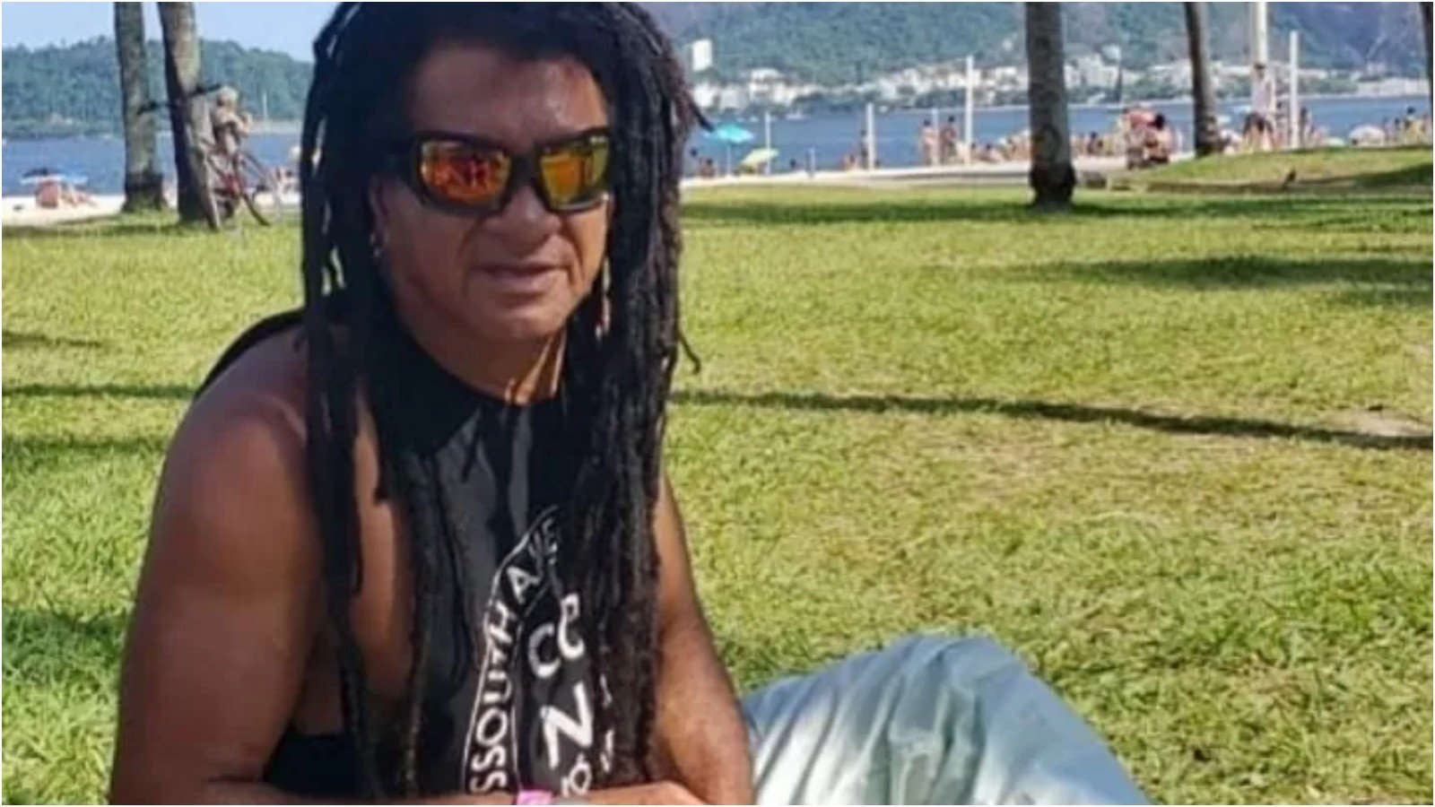 Ex-humorista da MTV e do Hermes e Renato, Gil Brother Away morre, aos 66 anos